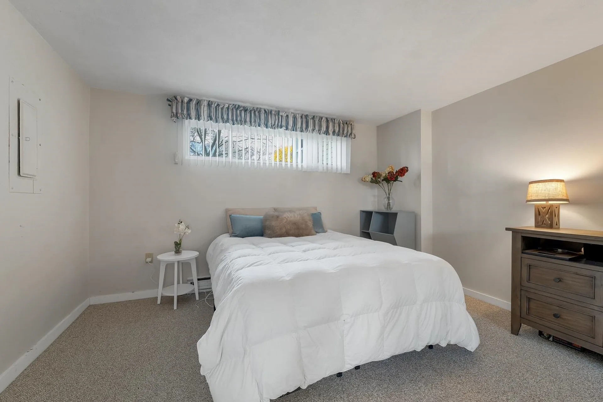 23 Pleasant Street Meredith NH 03253