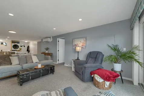 23 Pleasant Street Meredith NH 03253