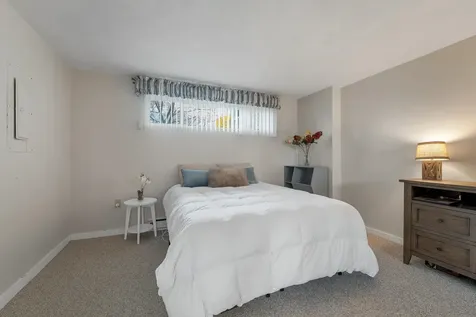 23 Pleasant Street Meredith NH 03253