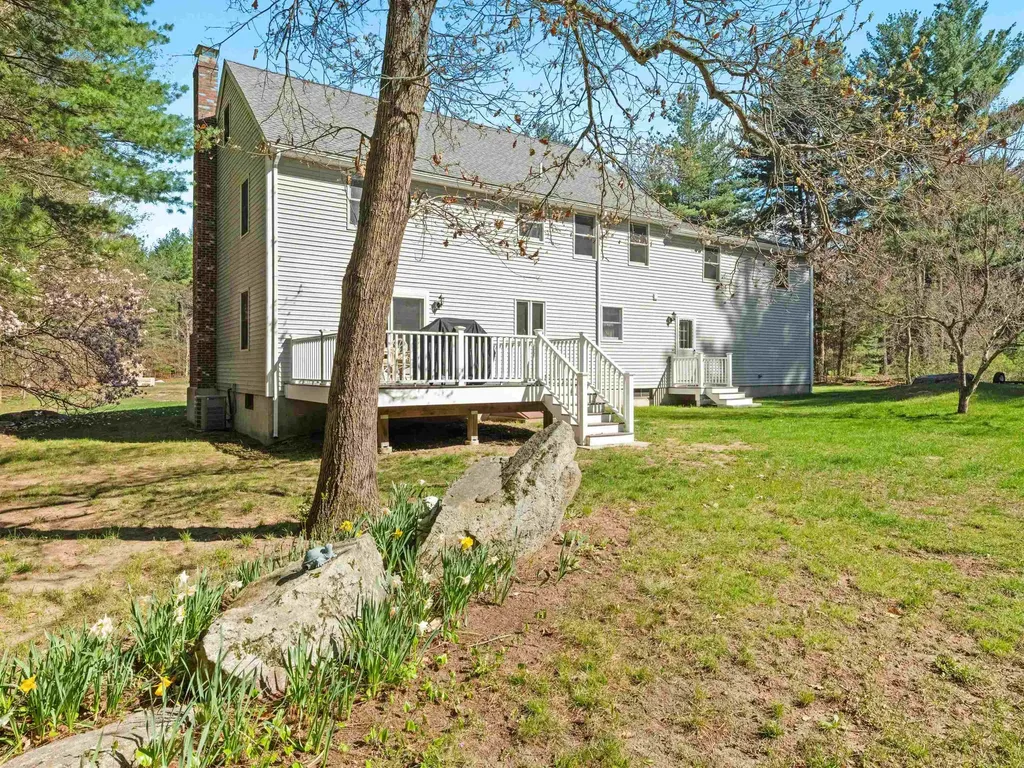 25 Fletcher Drive Pelham NH 03076