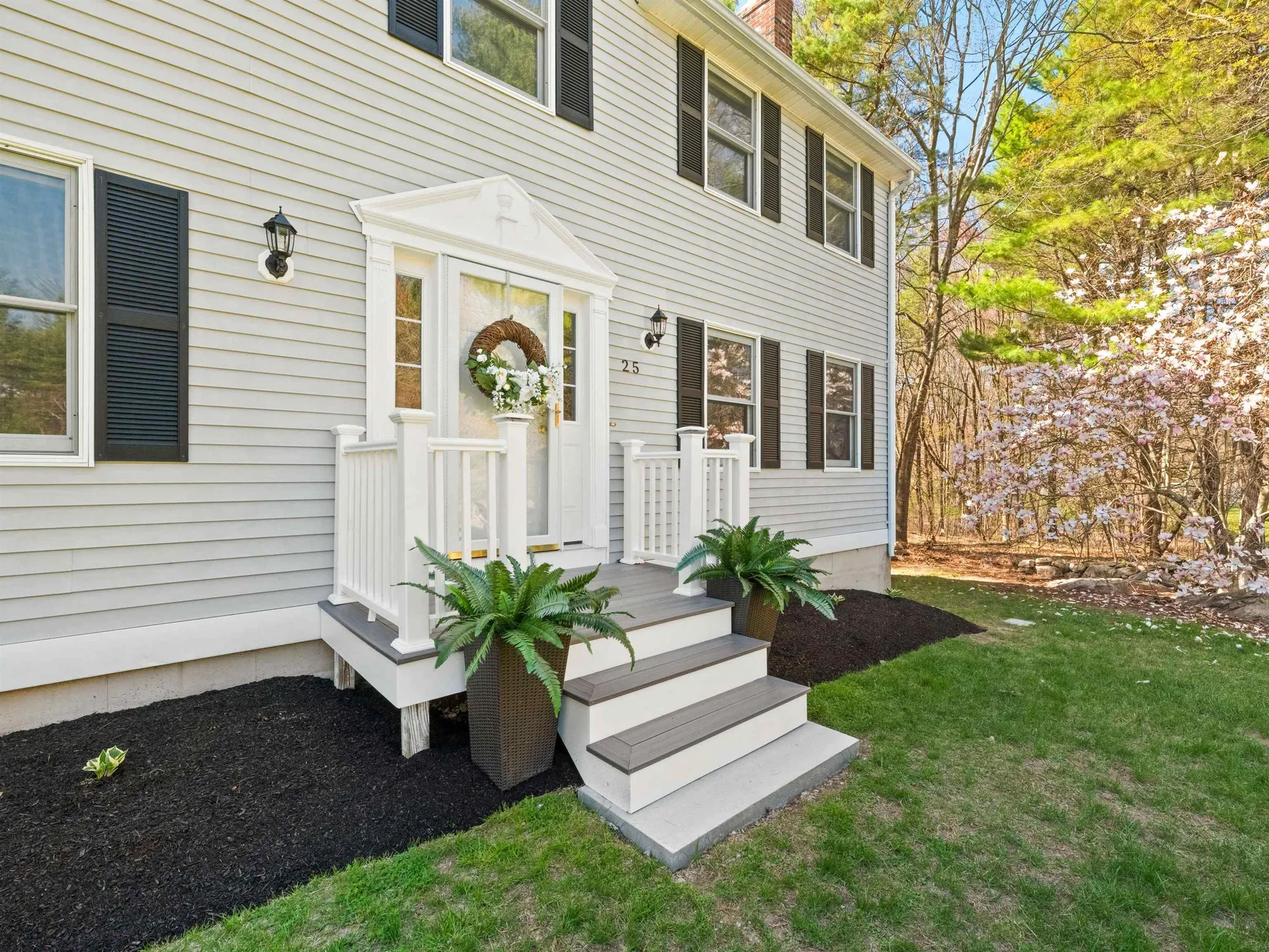 25 Fletcher Drive Pelham NH 03076