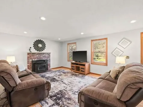 25 Fletcher Drive Pelham NH 03076