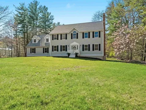 25 Fletcher Drive Pelham NH 03076