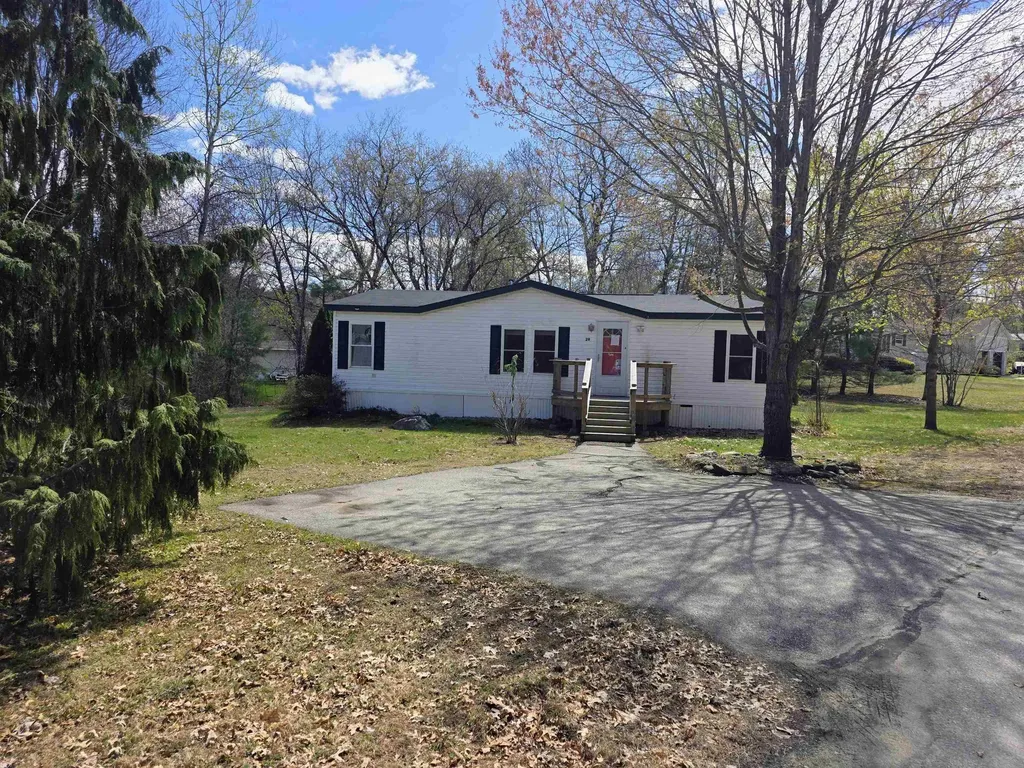 97 Fordway Extension Derry NH 03038