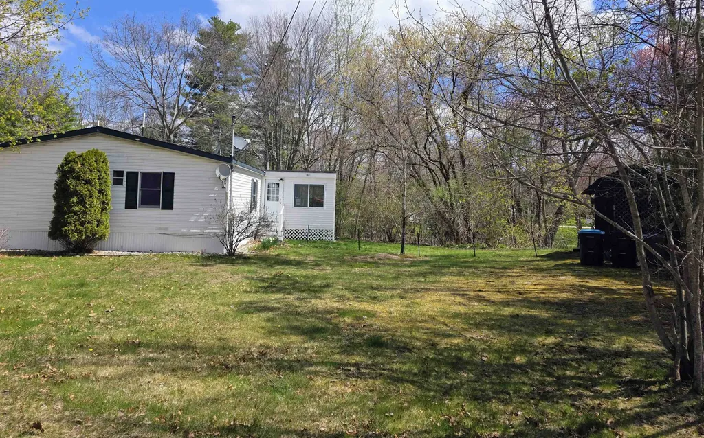 97 Fordway Extension Derry NH 03038