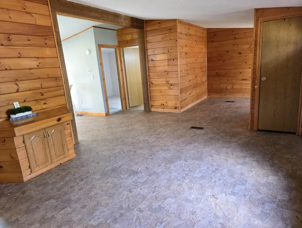 97 Fordway Extension Derry NH 03038