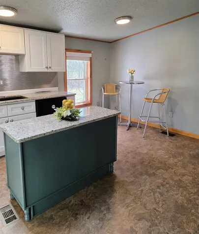 97 Fordway Extension Derry NH 03038