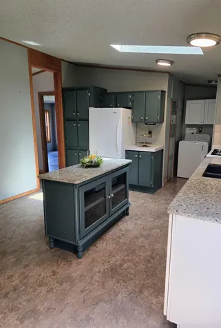 97 Fordway Extension Derry NH 03038