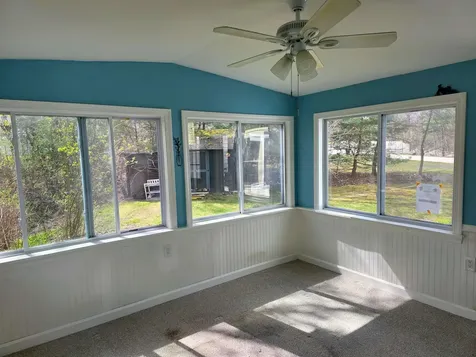97 Fordway Extension Derry NH 03038