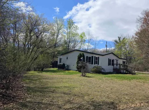 97 Fordway Extension Derry NH 03038