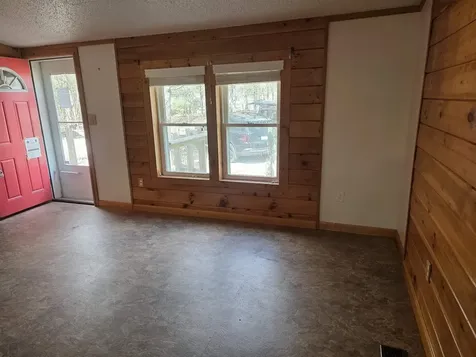 97 Fordway Extension Derry NH 03038