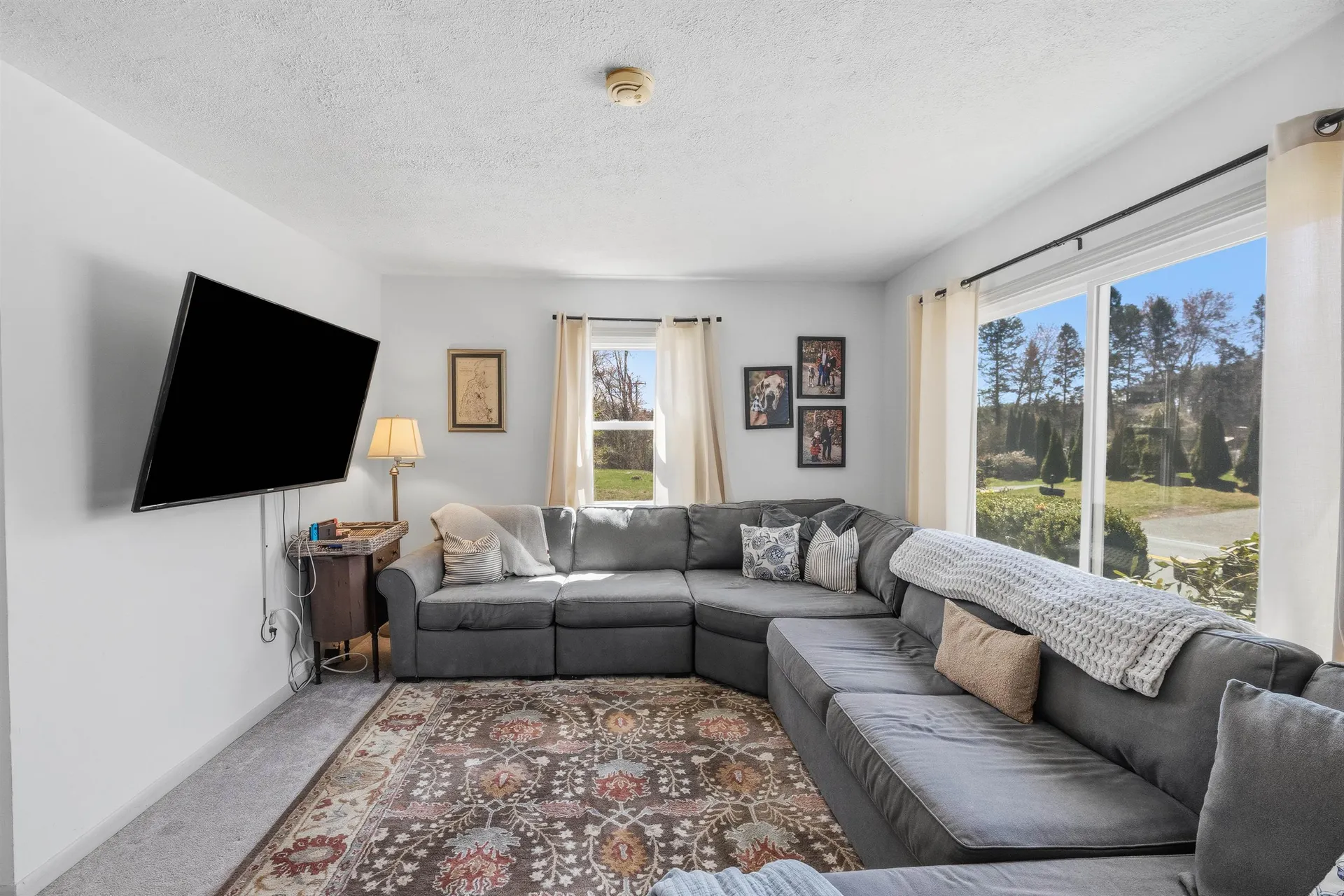 506 Mammoth Road Londonderry NH 03053