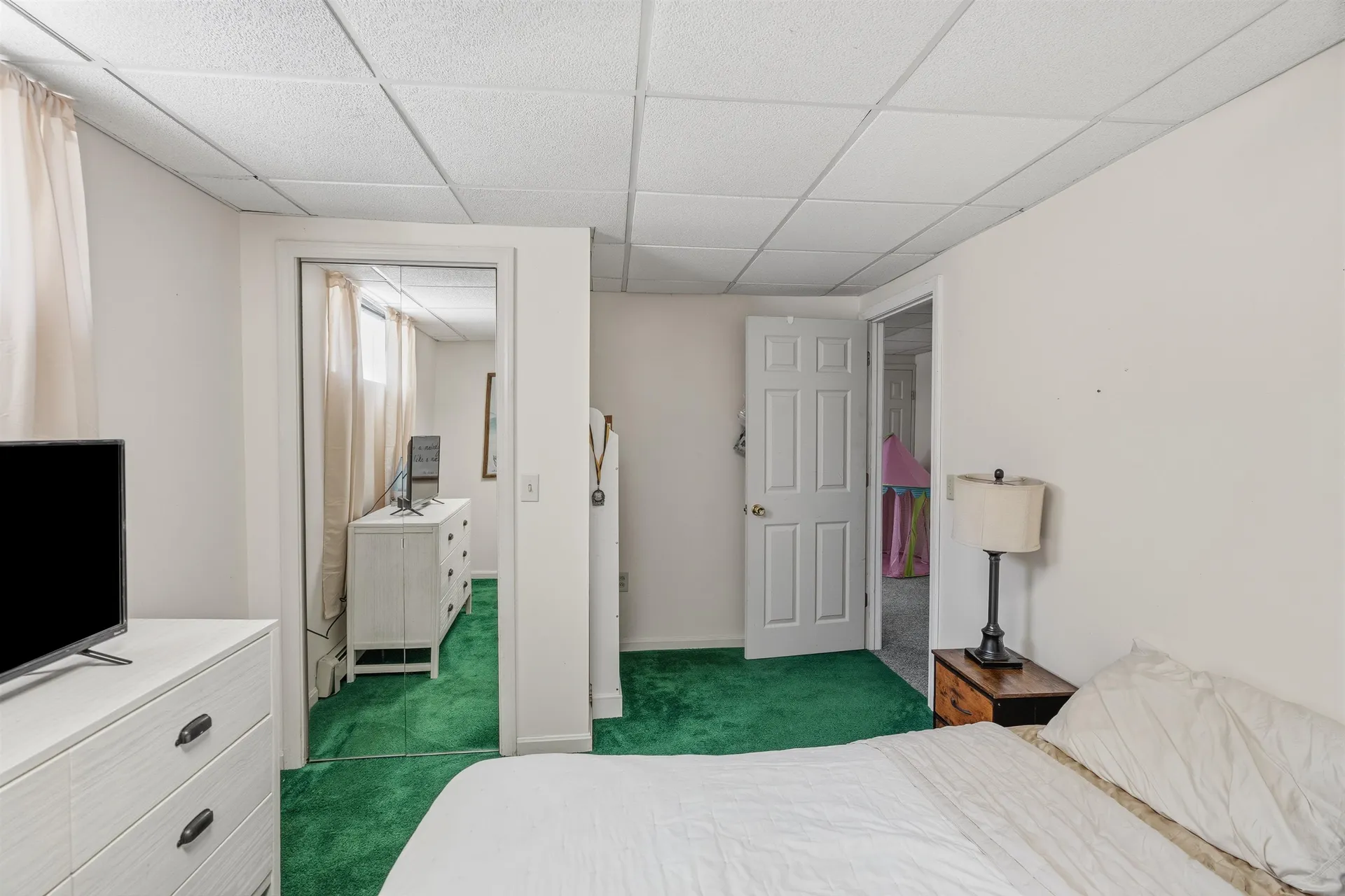 506 Mammoth Road Londonderry NH 03053