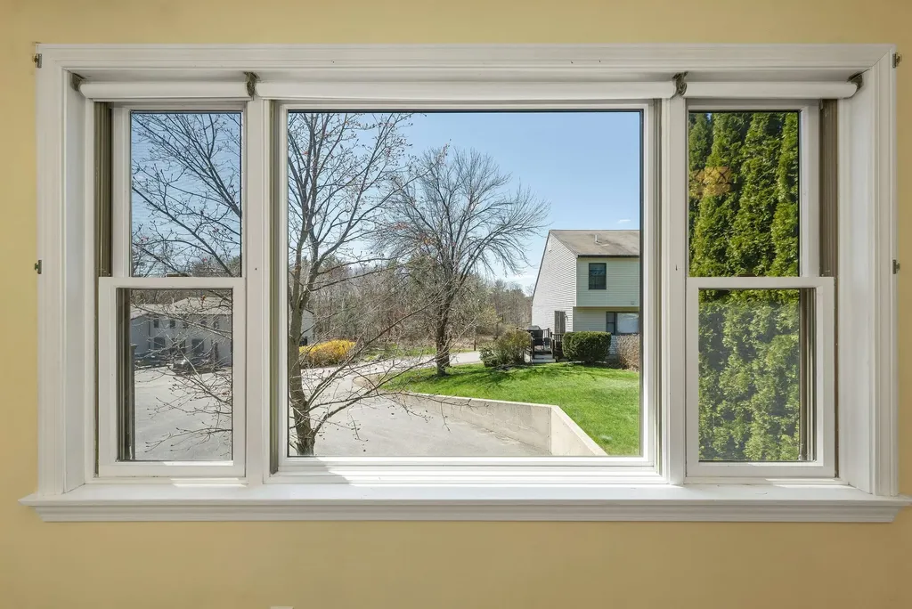 422 Ledgeview Drive Rochester NH 03867
