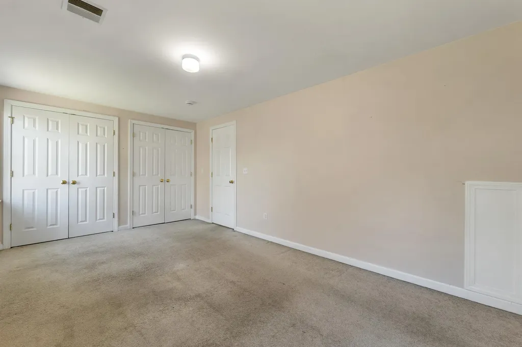 422 Ledgeview Drive Rochester NH 03867