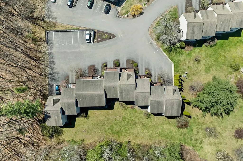 422 Ledgeview Drive Rochester NH 03867