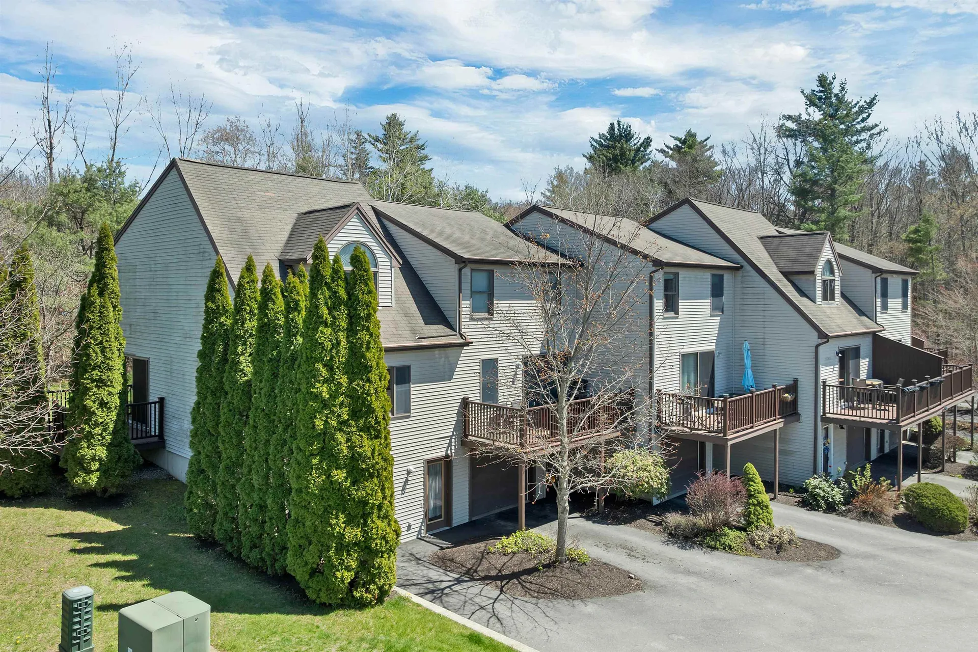 422 Ledgeview Drive Rochester NH 03867
