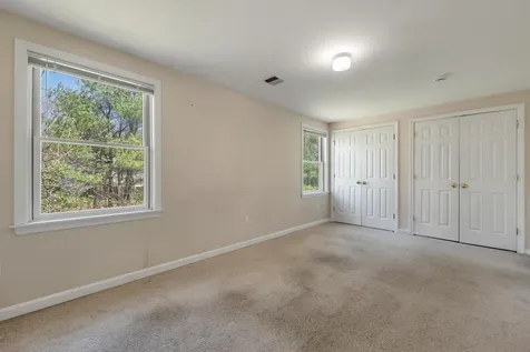 422 Ledgeview Drive Rochester NH 03867