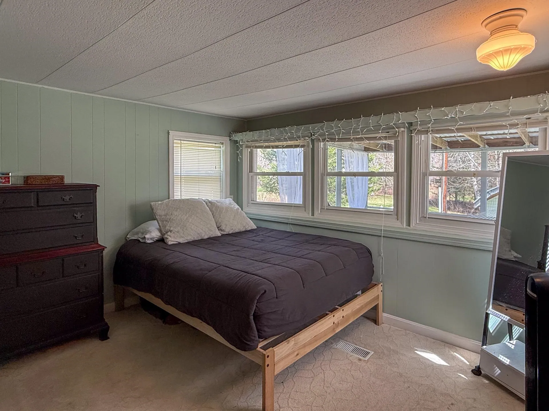 862 Mayhew Turnpike Bridgewater NH 03222