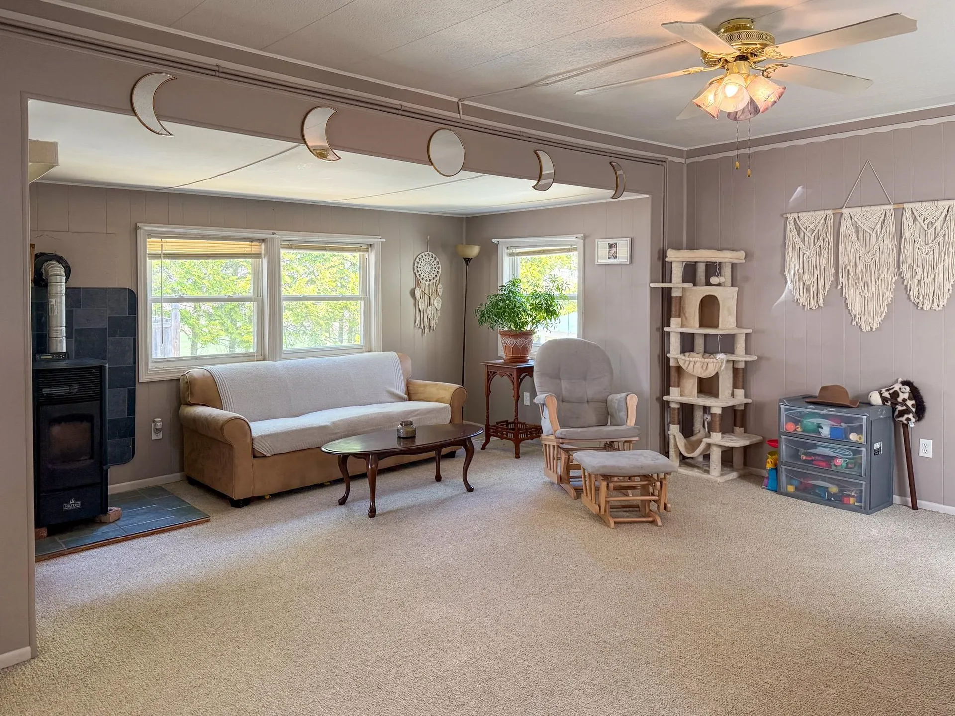 862 Mayhew Turnpike Bridgewater NH 03222