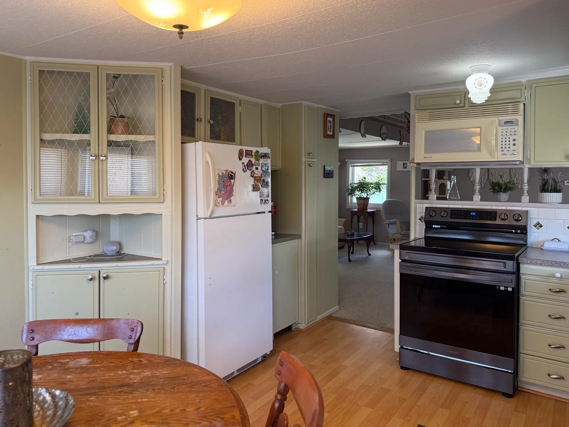 862 Mayhew Turnpike Bridgewater NH 03222