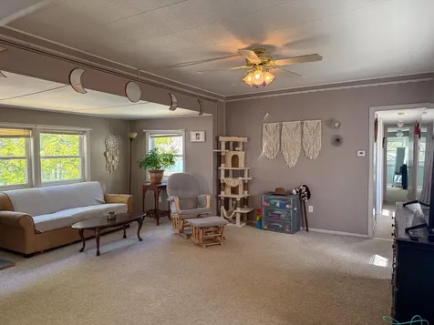 862 Mayhew Turnpike Bridgewater NH 03222