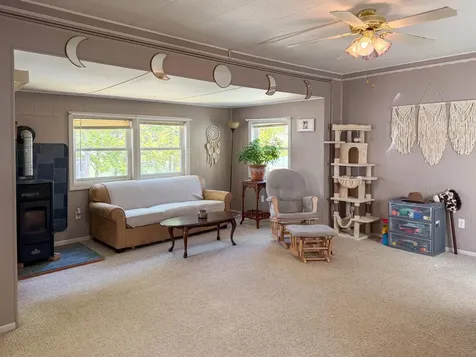 862 Mayhew Turnpike Bridgewater NH 03222
