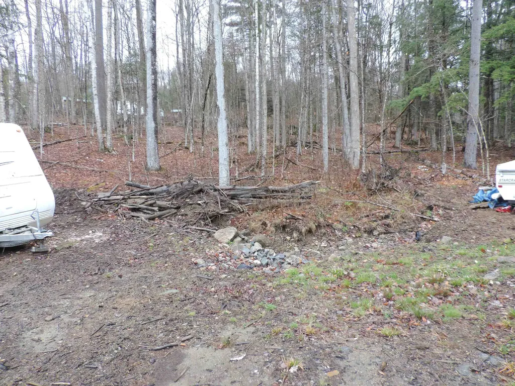 59 Frescoln Road Wentworth NH 03282
