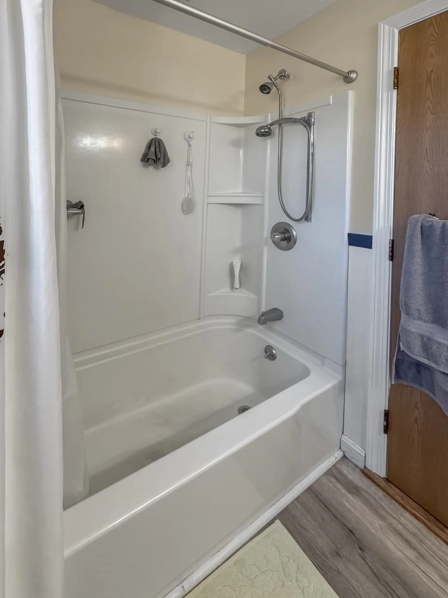 60 Evergreen Avenue Franklin NH 03235