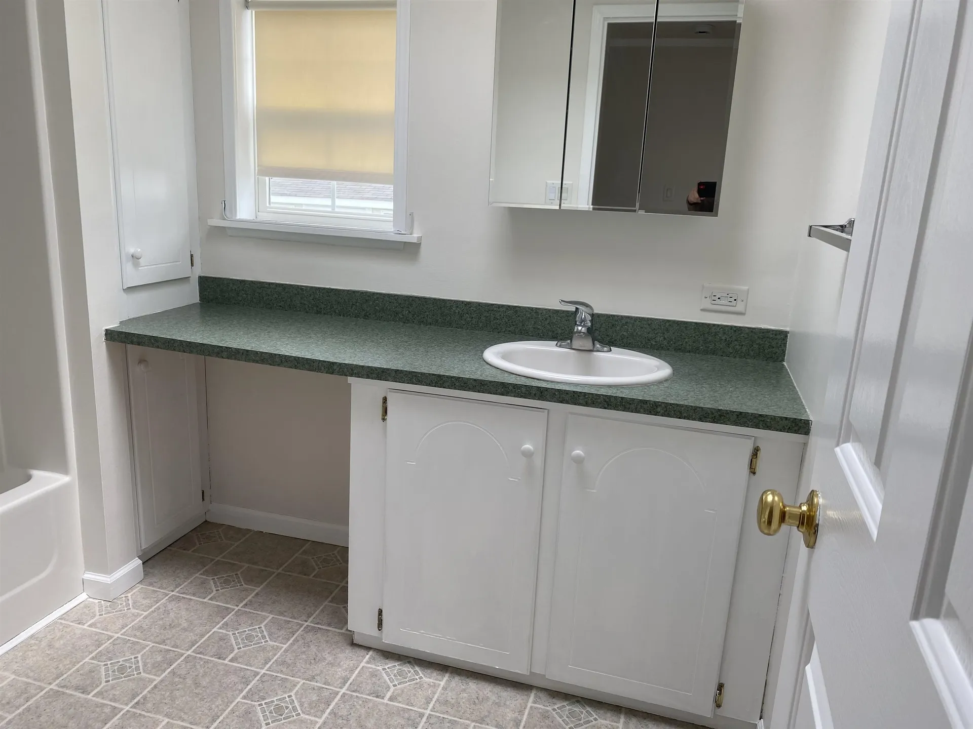 163 Staples Street Seabrook NH 03874