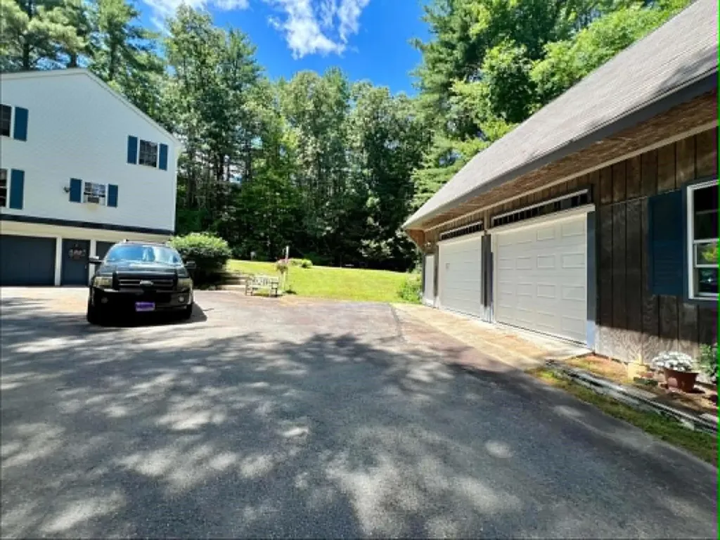 5 Sleeper Lane Sandown NH 03873