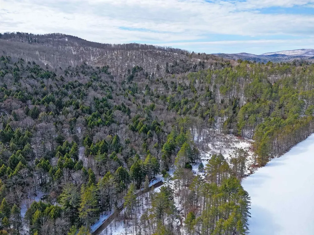 12 Old Route 12 Barnard VT 05031