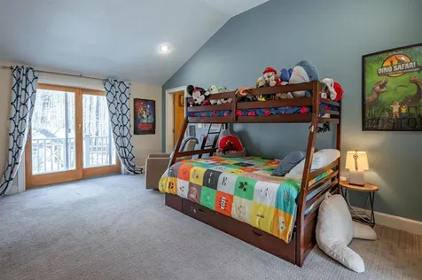 43 Academy Avenue Atkinson NH 03811