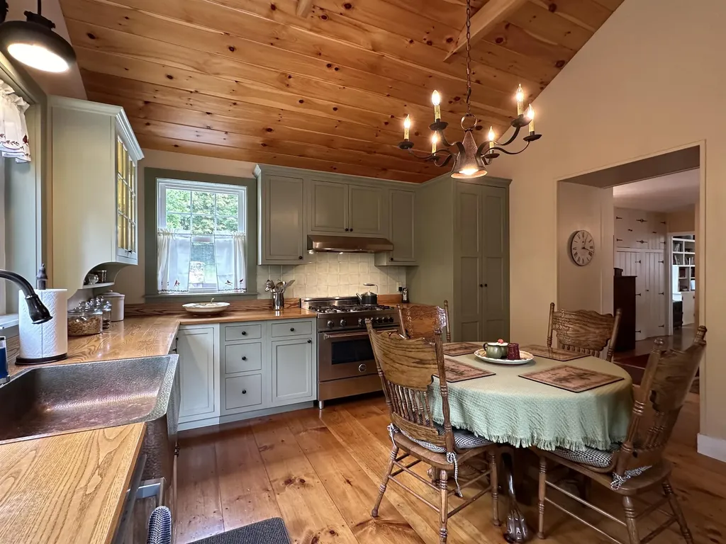 1665 Frazier Hill Road Benson VT 05731