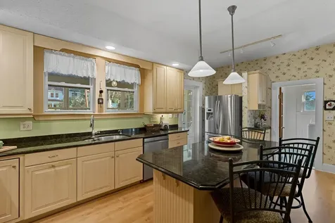 71 Concord Street Nashua NH 03064
