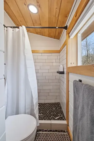 25 Buffalo Road Wentworth NH 03282