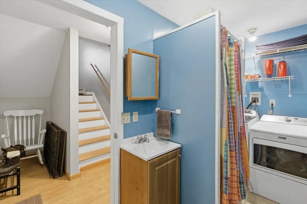 56 Hildur Hill Bennington VT 05201