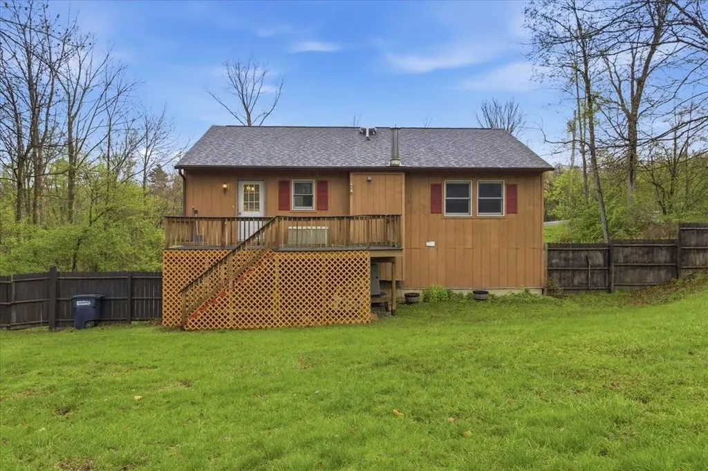 56 Hildur Hill Bennington VT 05201