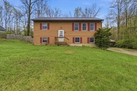 56 Hildur Hill Bennington VT 05201