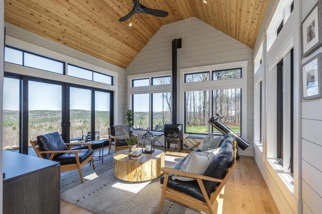 366 Gould Hill Road Hopkinton NH 03229