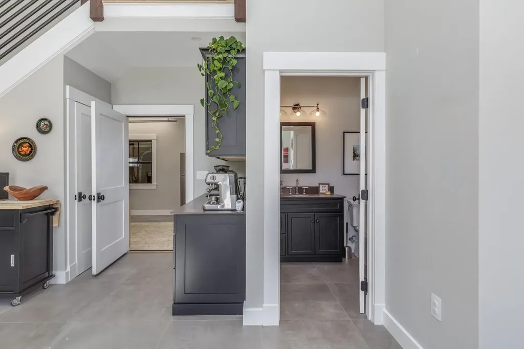 366 Gould Hill Road Hopkinton NH 03229