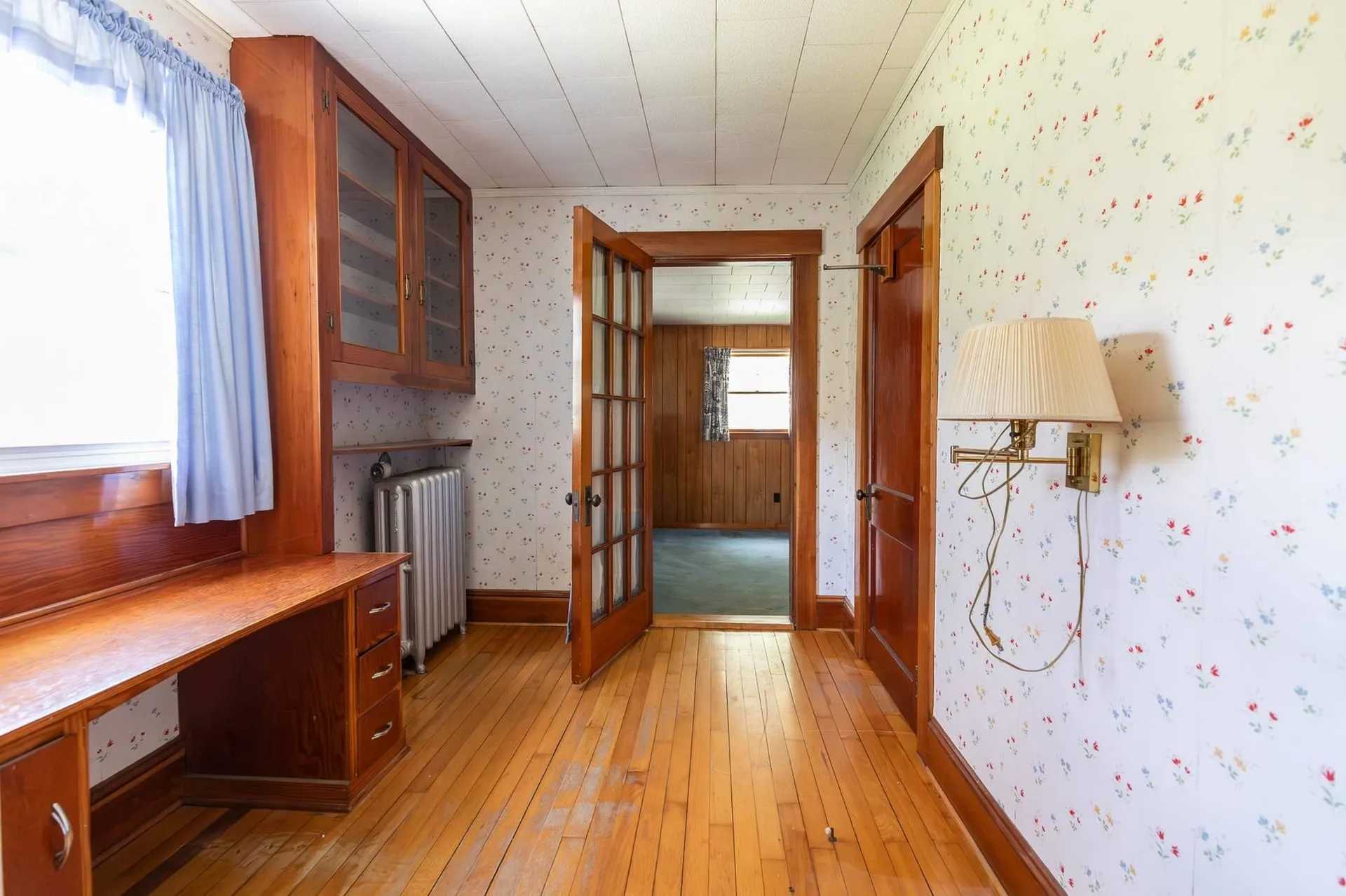 9 Tuttle Street Rockingham VT 05101