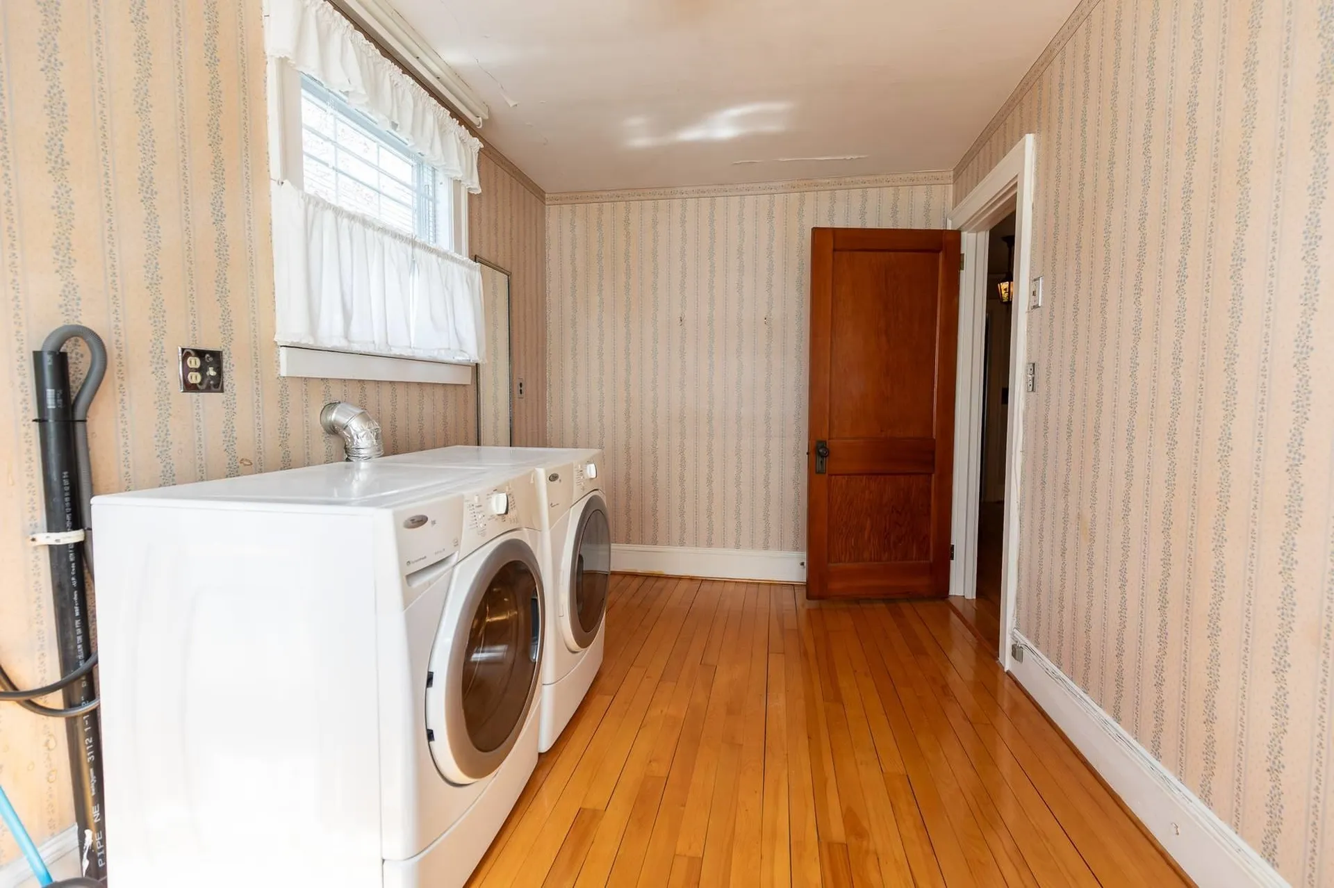 9 Tuttle Street Rockingham VT 05101