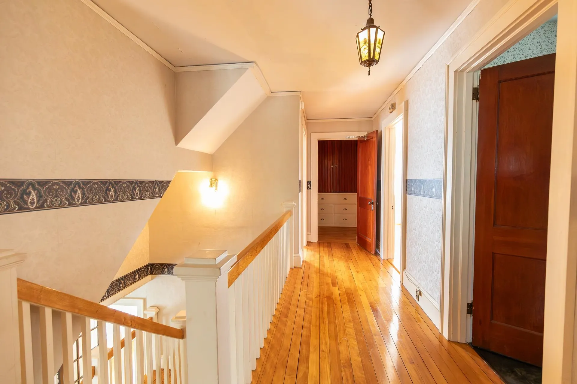 9 Tuttle Street Rockingham VT 05101
