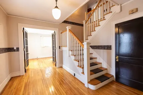 9 Tuttle Street Rockingham VT 05101