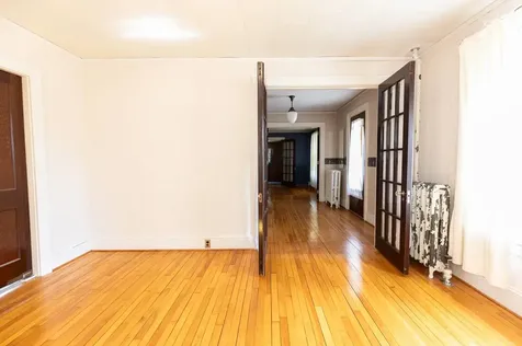 9 Tuttle Street Rockingham VT 05101