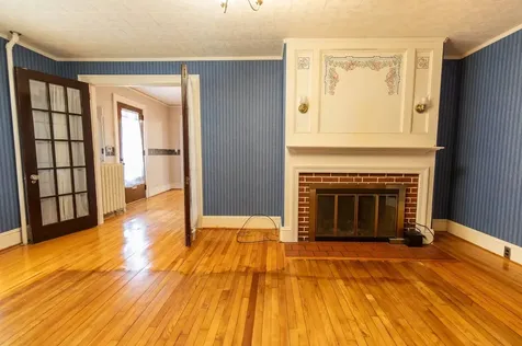 9 Tuttle Street Rockingham VT 05101