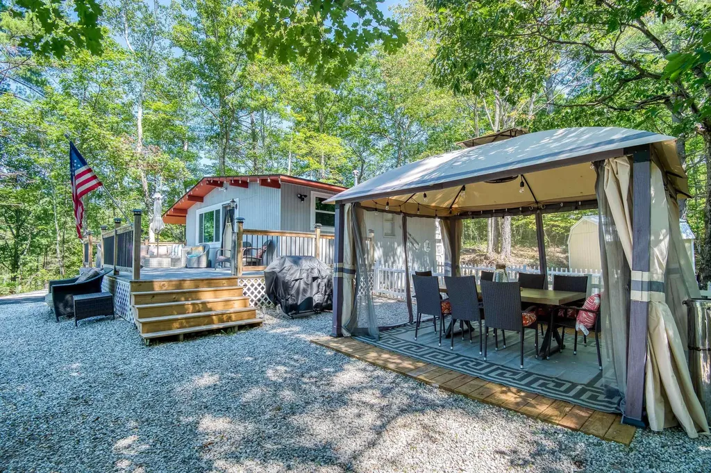 169 E Danforth Road Freedom NH 03836