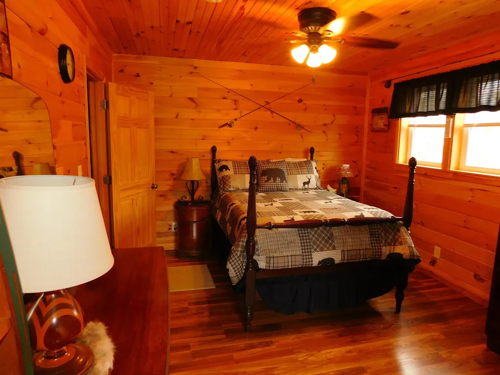 63 Stump Road Errol NH 03579