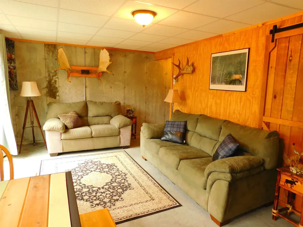 63 Stump Road Errol NH 03579